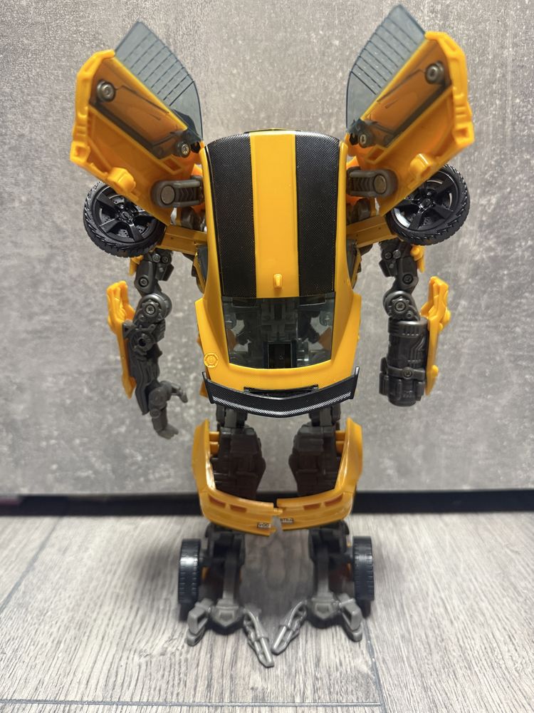 Transformers Dotm Leader Bumblebee