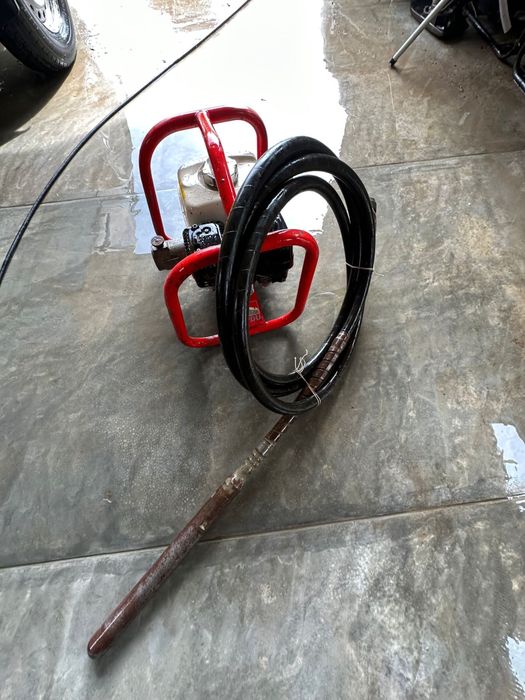 Honda vibrator beton