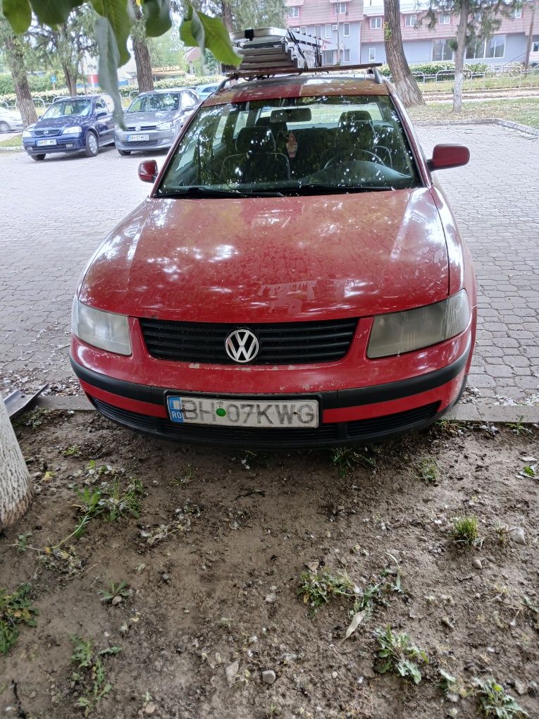 Vând passat din 2001