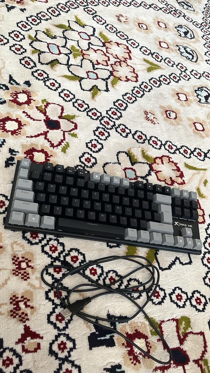 продам игровую клавиатуру