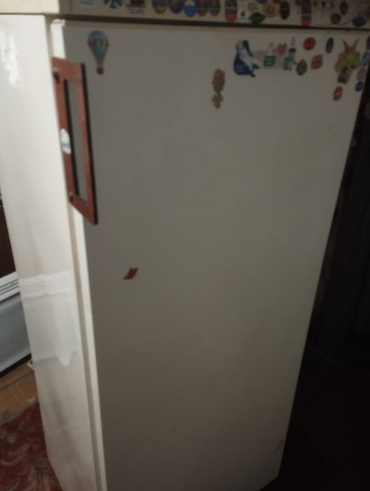 Морозильник вертикальный