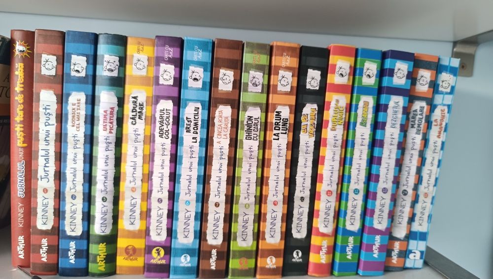 Vând 16 vol din Jurnalul unui pusti