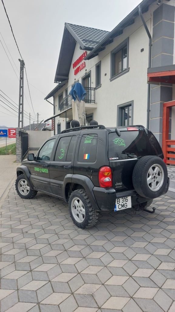 Jeep Liberty benzina 4×4