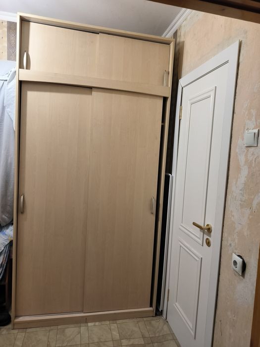 Отдам даром шкаф
