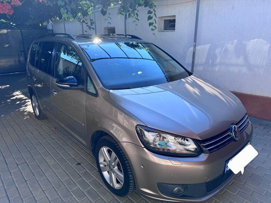 VW Touran DSG 1.6 TDI