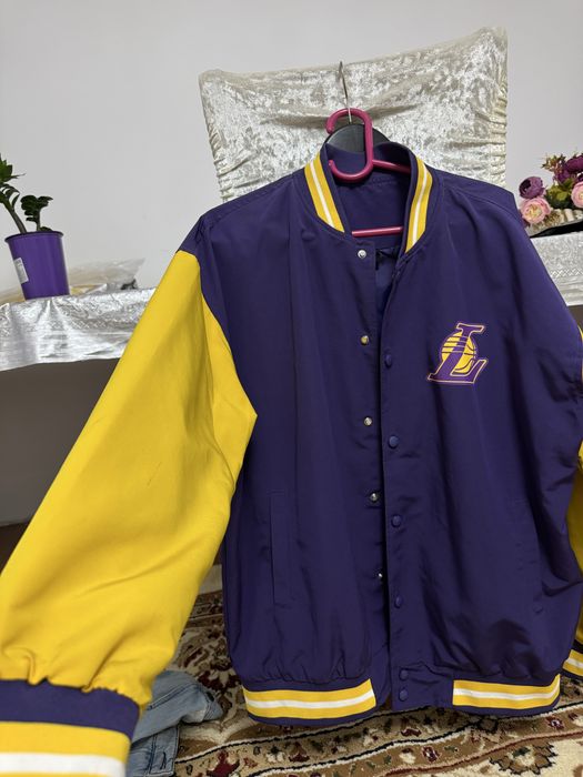 LAKERS бомбер почти как новый