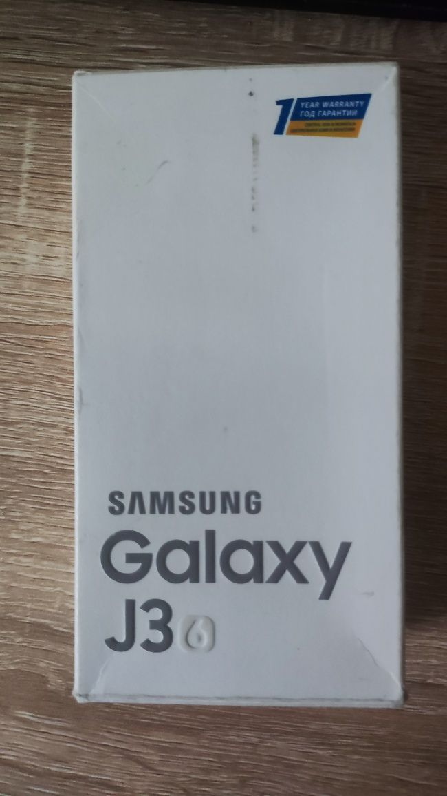 Samsung Galaxy J3⁶ 2016