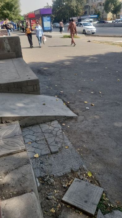 Сдается первый этаж в аренду рядом с метро Буюк Ипак Йули