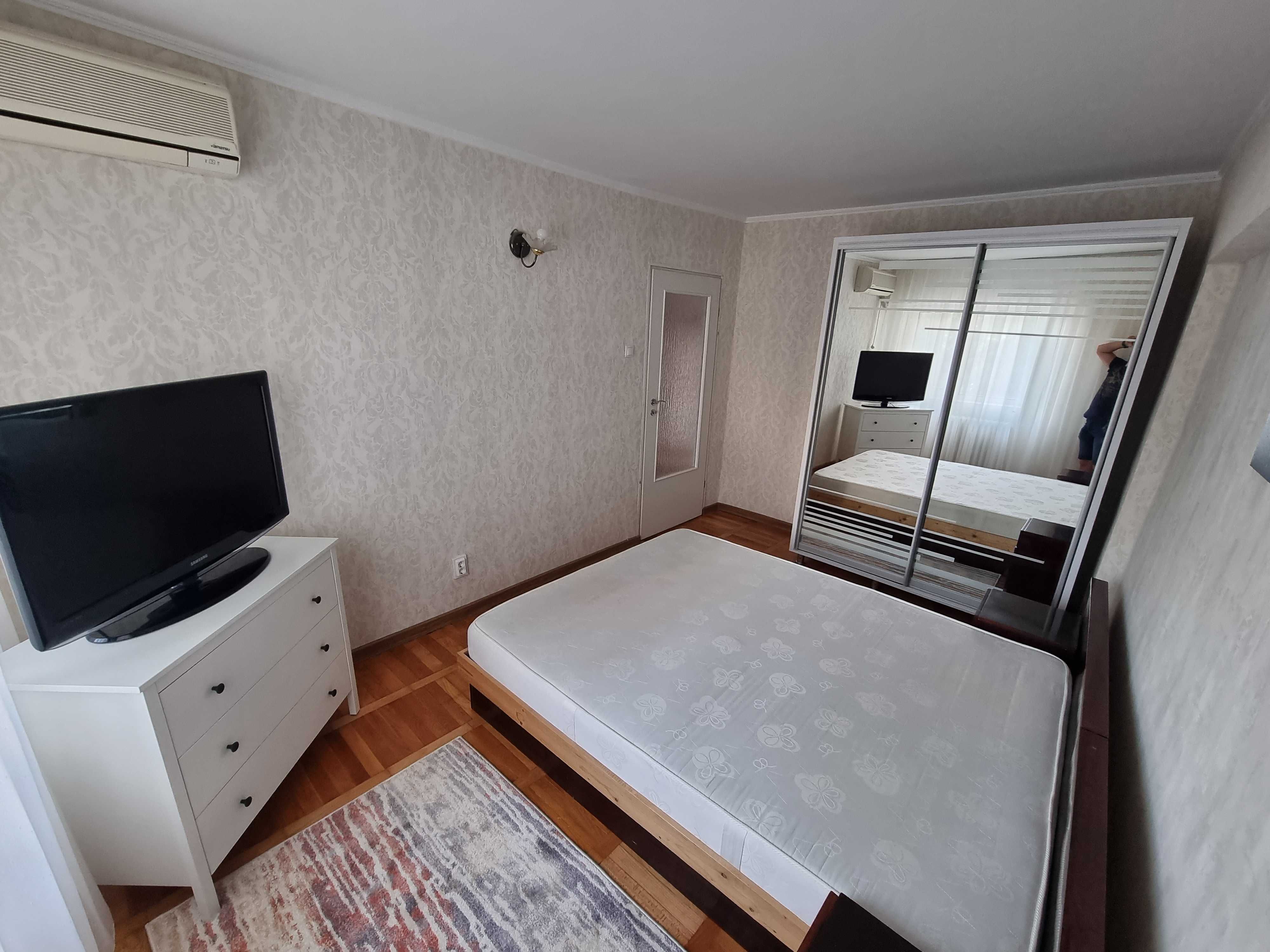 Ap 3 camere DECOMANDAT 74 m2 PODU ROS Jumbo - Granit Persoana Fizica