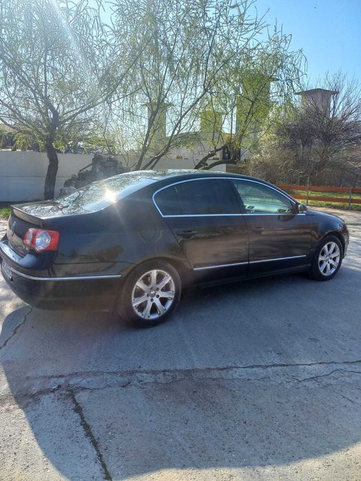 Vand WV Passat,pret usor negociabil 1999 €