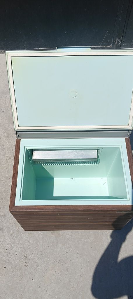 Хладилник газ,12.220 волта