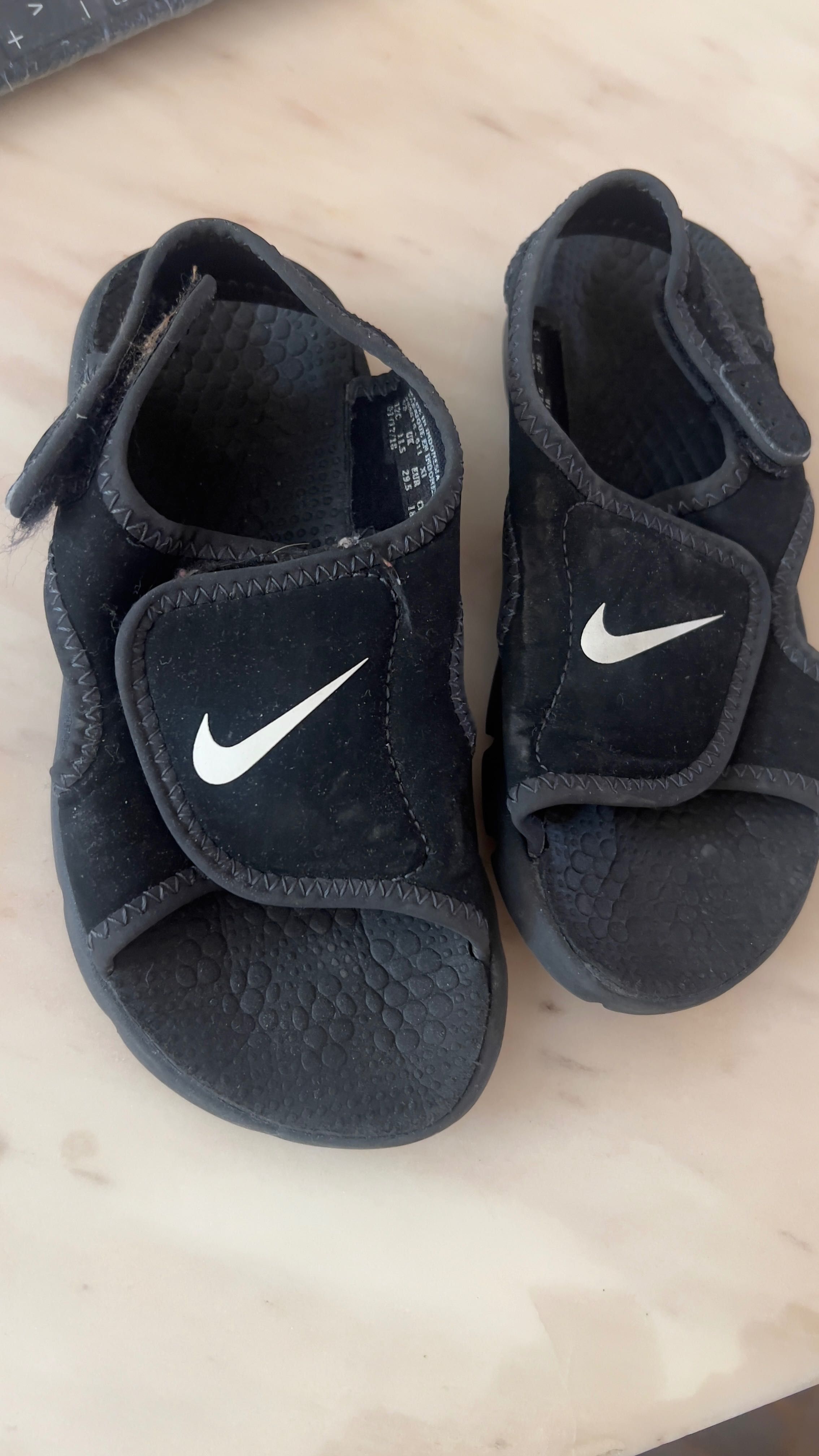 Сандали Nike. Черни