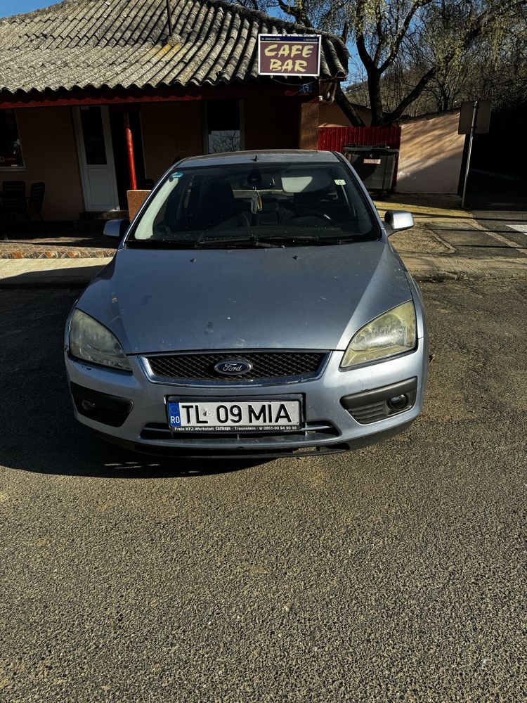 Vand ford focus 1.6 benzina