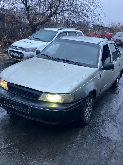 Продам нексию на разбор