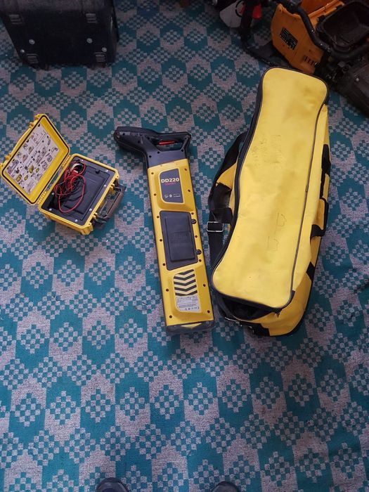 Detector utilități leica DD220 DA220