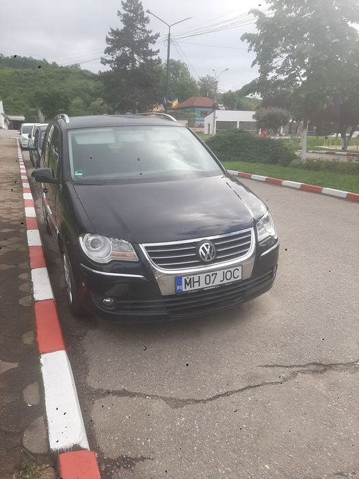 Volkswagen Touran masina este adusa din Germania,inmatriculata R0 05.04 2024,2.0tdi BMM
