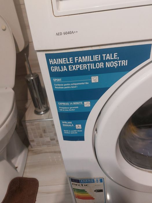 Masina de spalat rufe Slim Artic