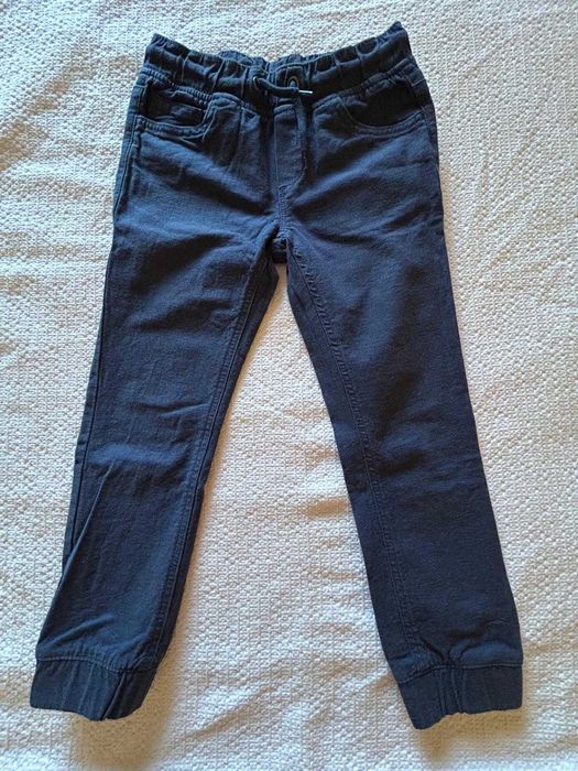 Pantaloni baieti, marime 6-7 ani - pentru scoala