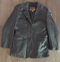 Продам черный кожаный пиджак