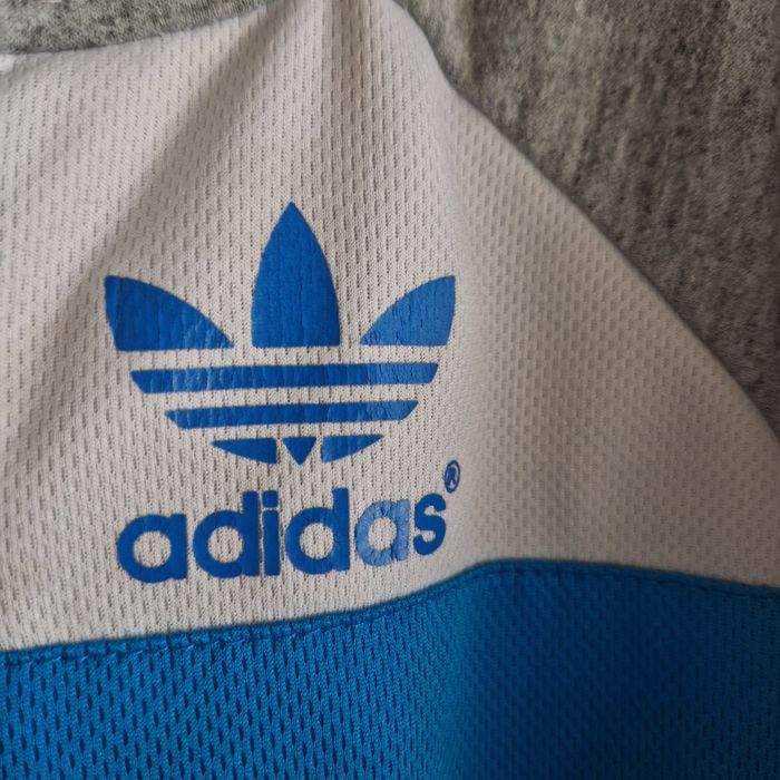 Горнище Adidas с цип за 4 години или ръст 104-110 см.