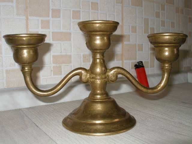 .Бронзов Свещник.