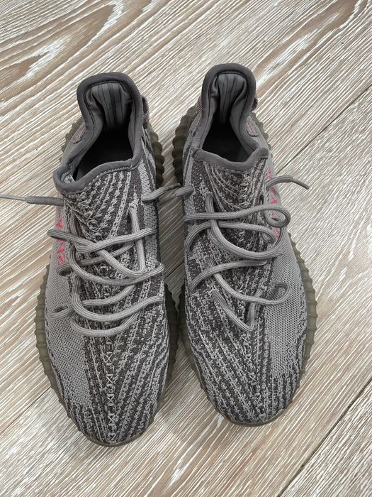 Adidasi Yeezy Boost 350