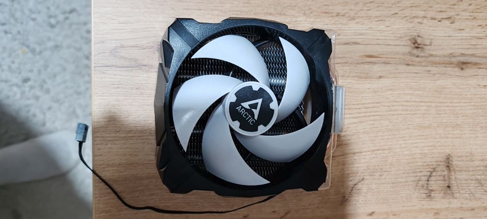 Cooler Arctic Freezer 7X