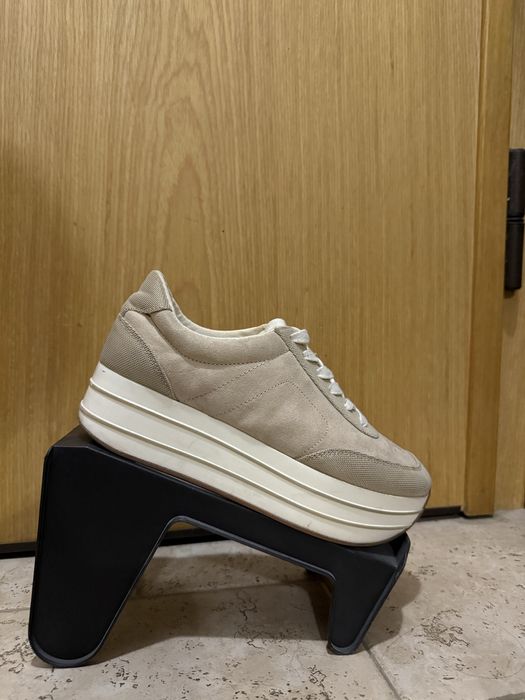 Кецове ZARA, 38 номер,  златни