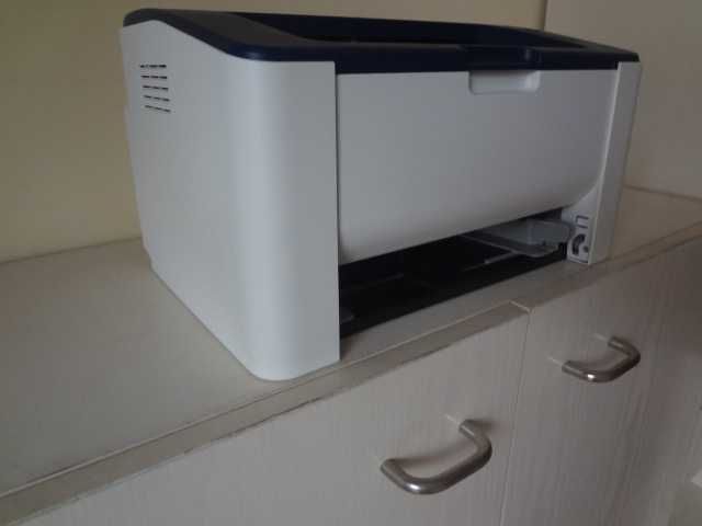 Лазeрен принтер-XEROX PHASER 3020