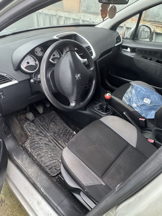 Peugeot 207 на части 1.6