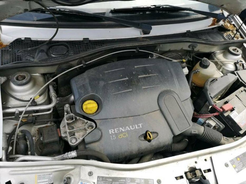 Дачия логан 1.5дци 68к.с на части с работещ двигател.
