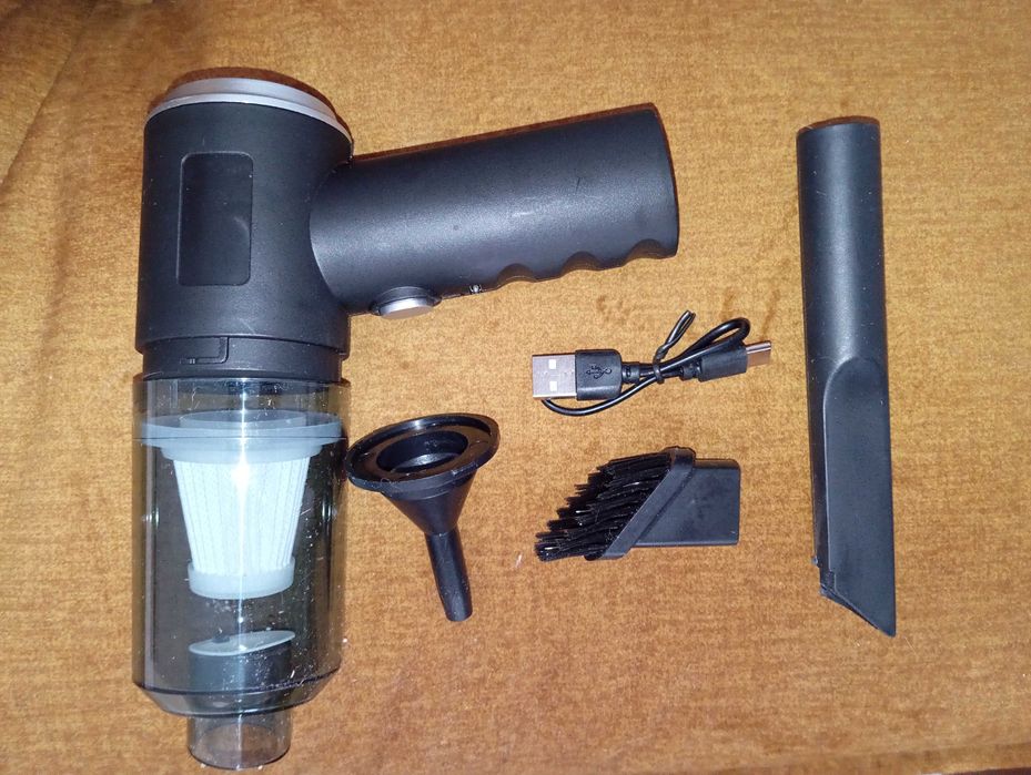 Aspirator portabil mic