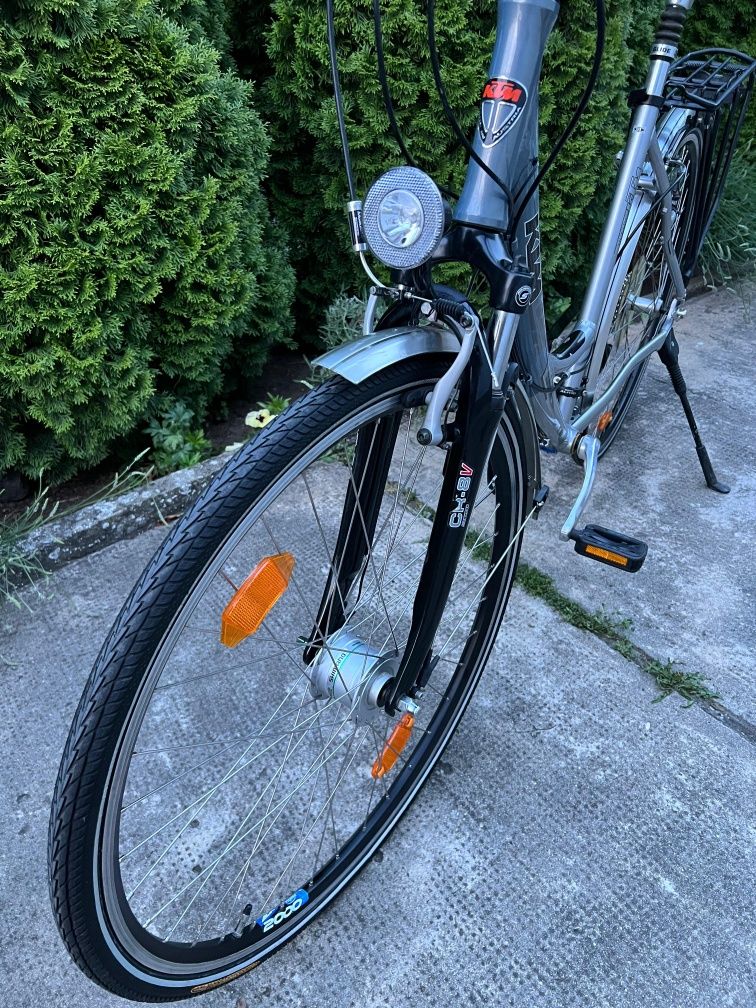 Bicicleta dama oras KTM 28" Aluminiu S/M  Dinam în butuc Shimano Deore