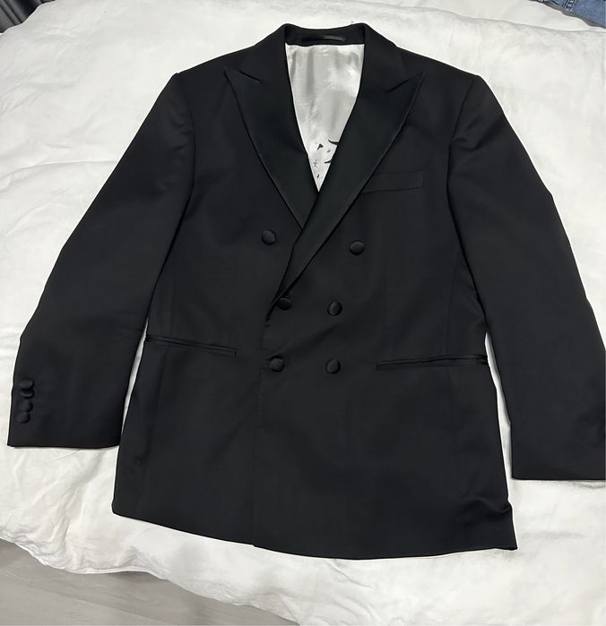 Costum ginerica/nas - negru din lana, cu model captuseala