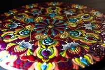 Mandala in puncte pictata manual