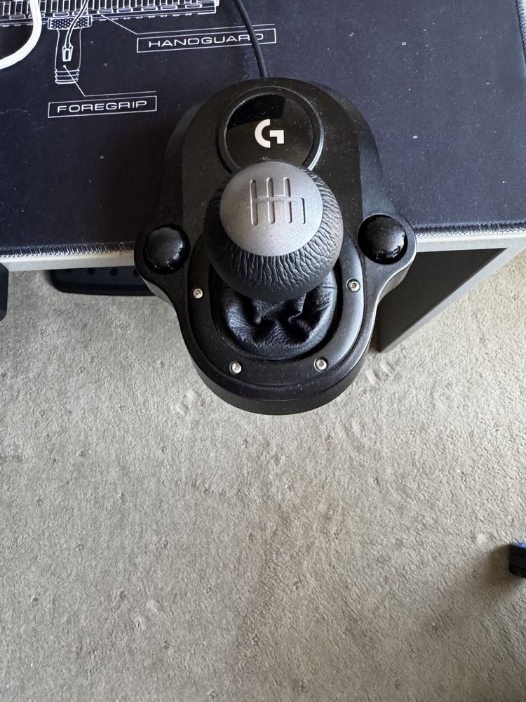 Logitech g29 със шифтър