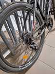 Vând bicicleta folosită putin, are 2-3 zgârieturi