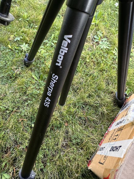 Лодка за захранка Boatman с GPS и сонар