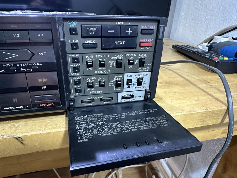 Video recorder sony beta hifi  sl-hf950es