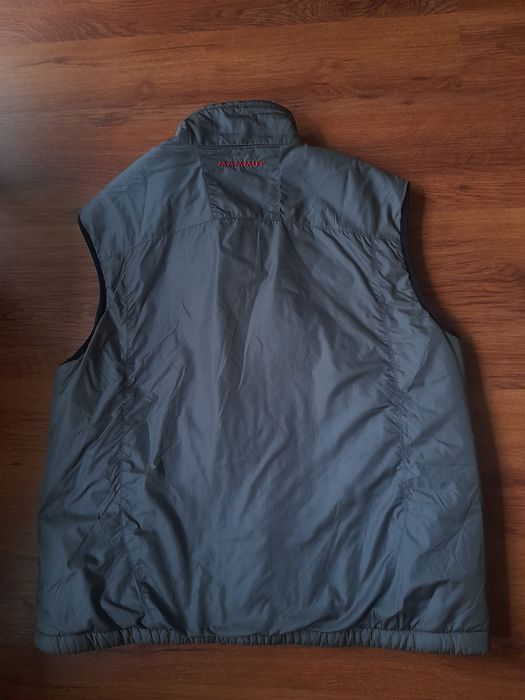 Mammut мъжки елек L- XL размер.