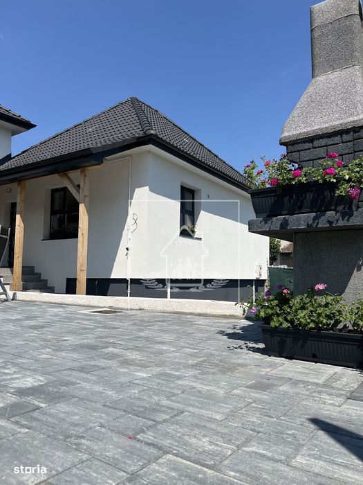 Apartament cu curte individuală | Cisnădie | Mall