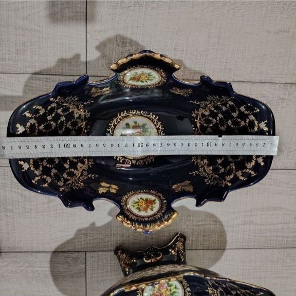 Ваза. Две штуки за 150 тыс.