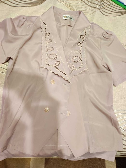 Vand bluze dama stare buna, material matase, vascoza, negociabil