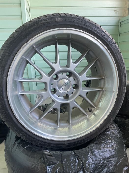 Оригинальные диски OZ Racing R18 на почти новой летней резине