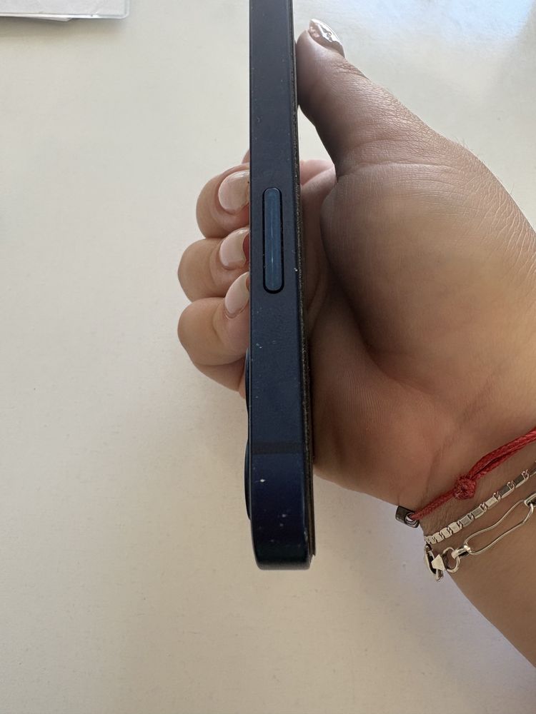 Iphone 12 без гаранция