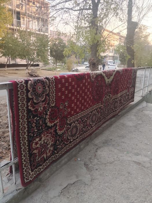 Продается ковер в хорошем качестве