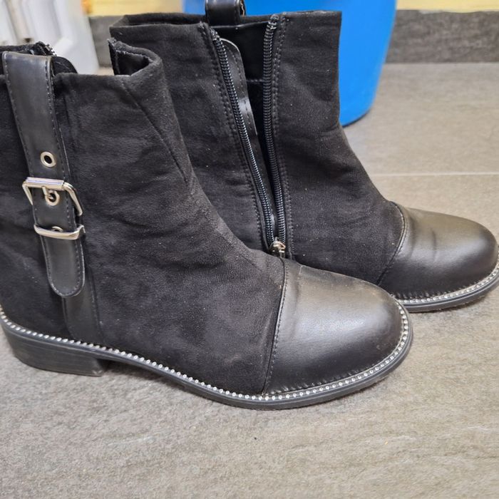 Дамски  велурени боти