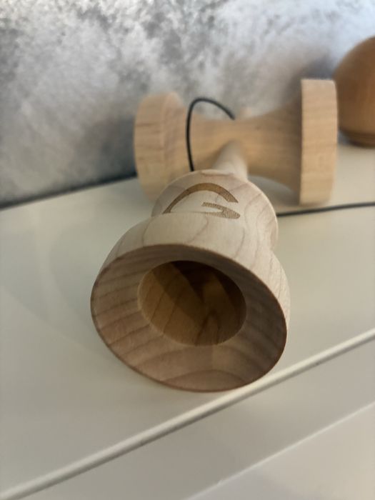 Kendama ken lotus gallagher mod si tama , grip silk si crushable bevel