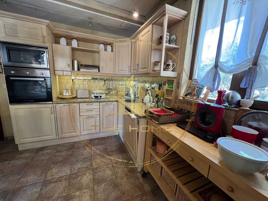 Луксозна Самостоятелна Къща