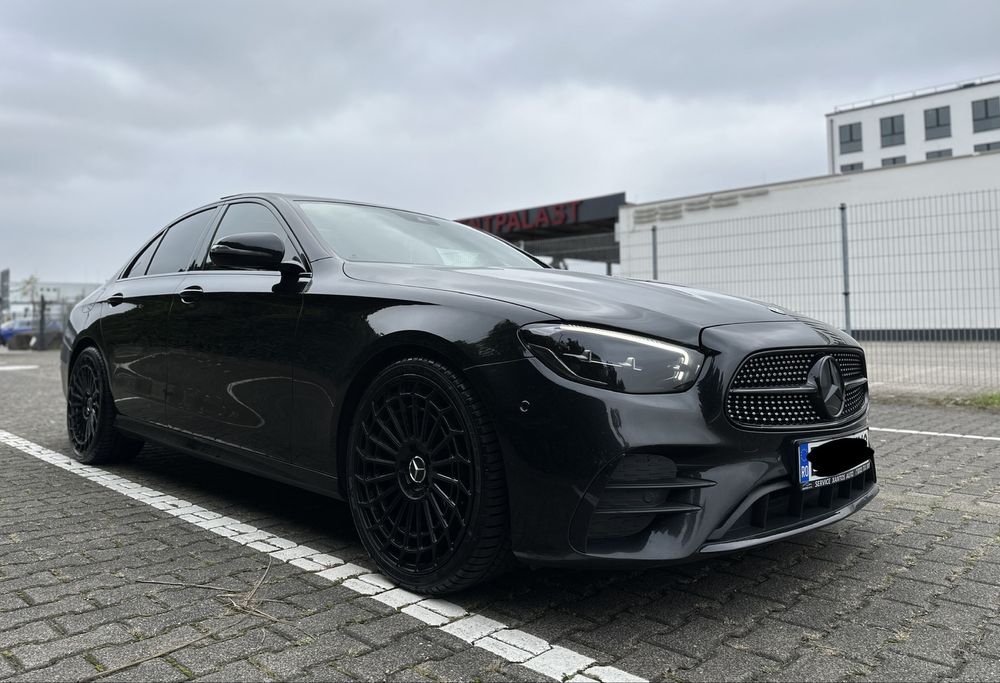 Mercedes E220 Pachet AMG BlackEdition 9g Tronic